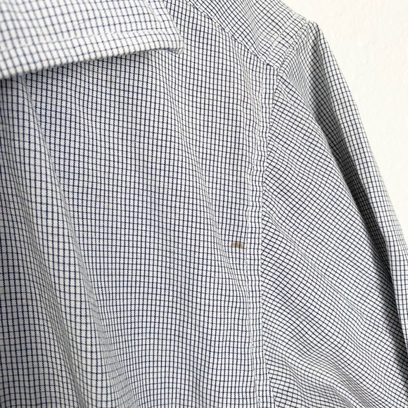 Men’s Button Up - Picture 2 of 3